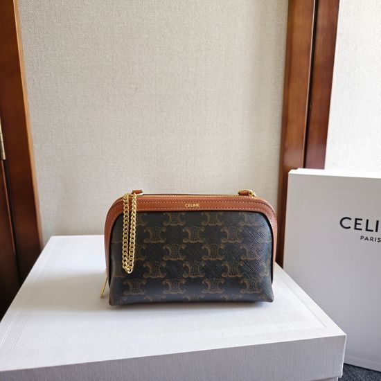 Celine Triomphe Chain Shoulder Bag 101382