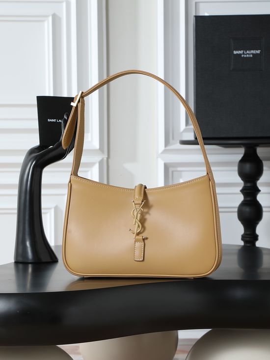Yves Saint Laurent Apricot Classic Elegant Shoulder Bag 657228-1