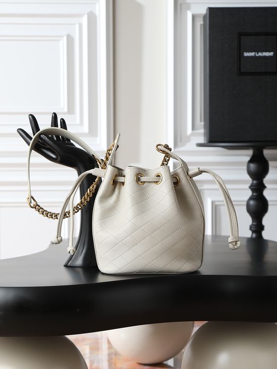 Yves Saint Laurent LE CASSANDRE Quilted Lambskin Bucket Bag 840886