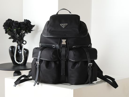 Prada Leather Blend Backpack Elegant & Practical 2VZ117
