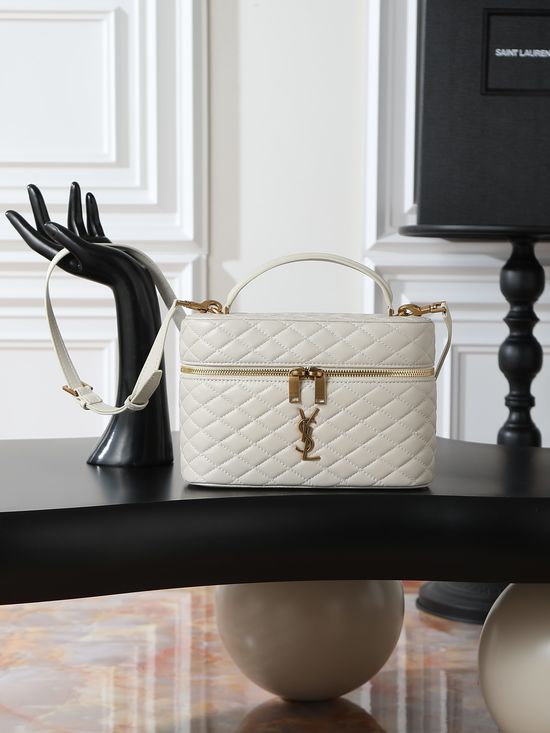 Yves Saint Laurent GABY Quilted Lambskin Cosmetic Case 851572
