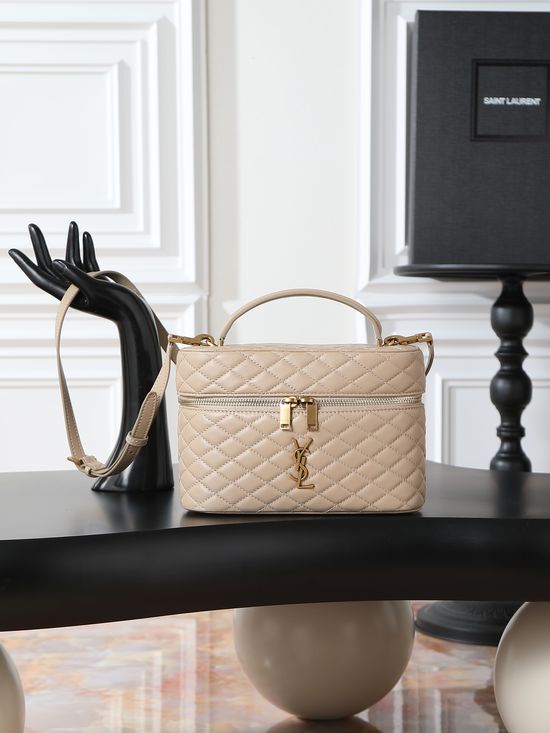 Yves Saint Laurent GABY Quilted Lambskin Cosmetic Case 851572