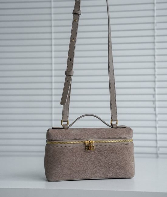 Loro Piana Extra Pocket Versatile Handbag 3328