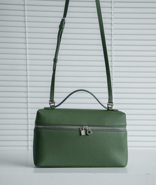 Loro Piana Extra Pocket Elegant Handbag Crossbody Bag 3908