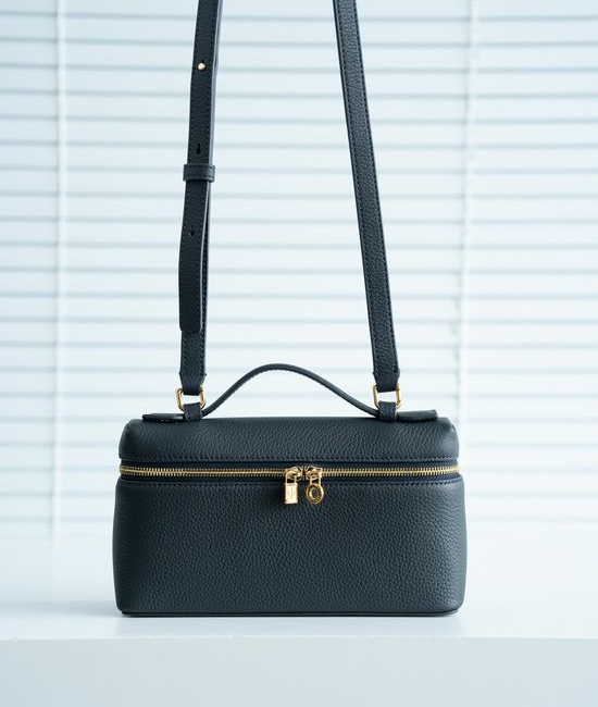 Loro Piana Extra Pocket Elegant Handbag Crossbody 3799