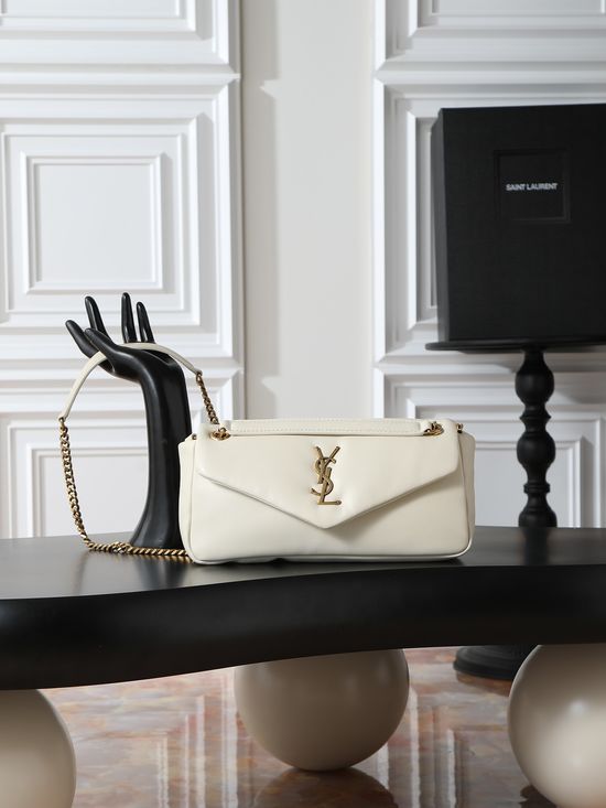 Yves Saint Laurent CALYPSO Small Lambskin Chain Bag 734153