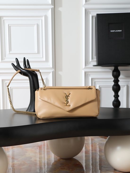 Yves Saint Laurent CALYPSO Small Lambskin Chain Bag 734153