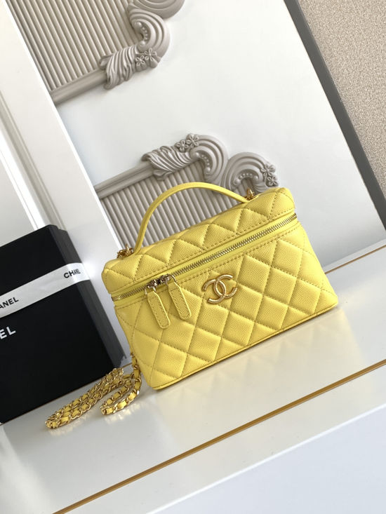 Chanel Double C Logo Textured Bag AP4483