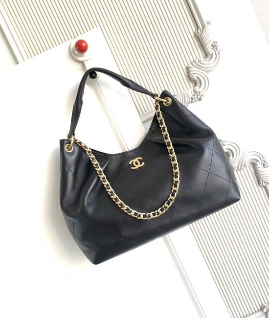 Chanel Hobo Textured Shoulder Bag AS5978