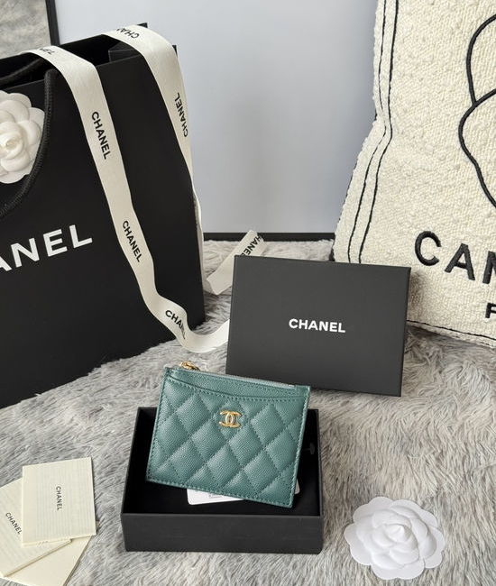 Chanel Caviar Leather Zipper Card Holder A84105