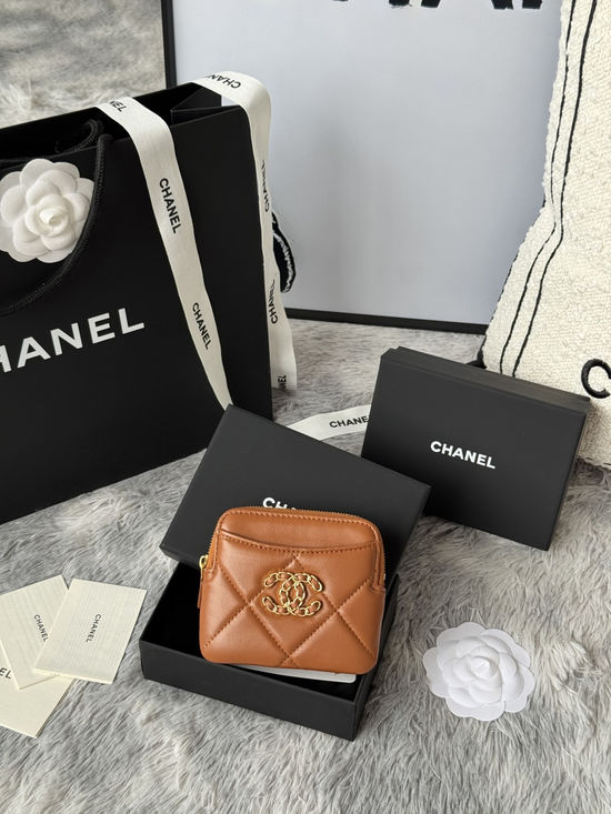 Chanel Coin Purse Lambskin Mini Wallet AP2136