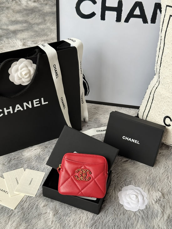 Chanel Wallet Lambskin Mini Card Holder AP2136