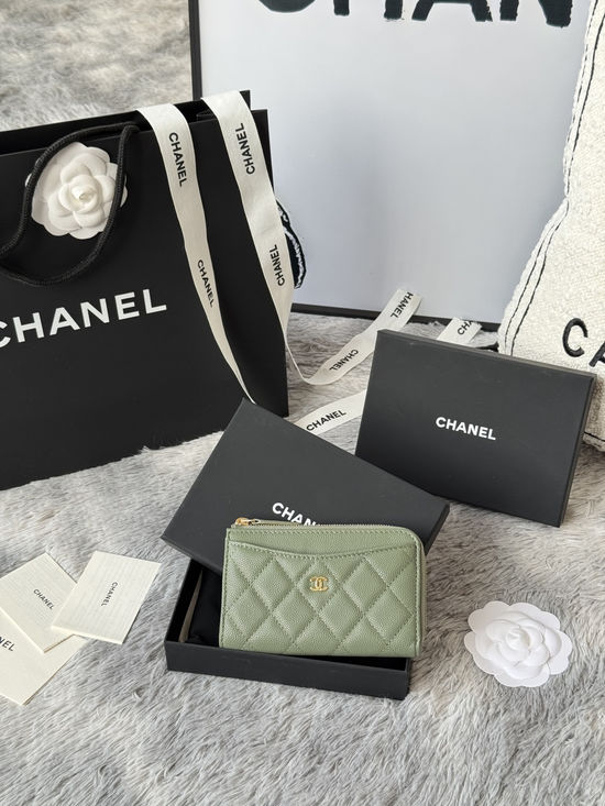 Chanel Wallet Caviar Leather Single Zip Card Holder A3179