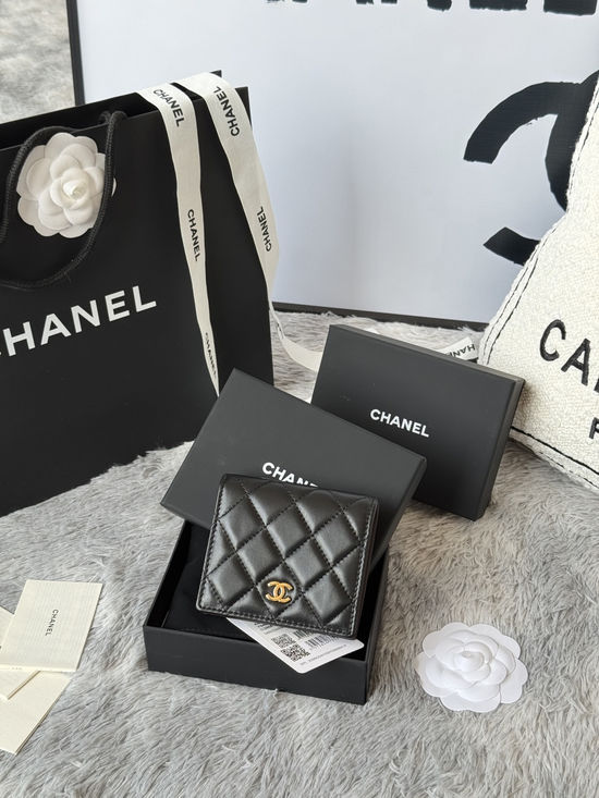 Chanel Folding Short Wallet Lambskin A84028