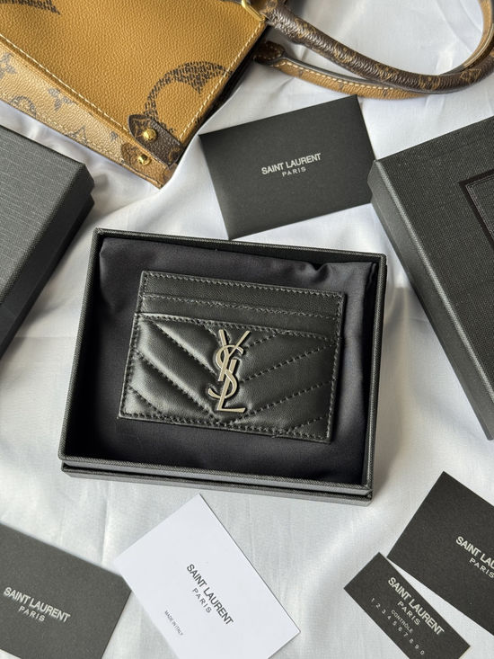 Yves Saint Laurent MONOGRAM Matelasse Card Holder 423291