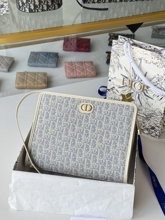 Christian Dior Montaigne Clutch S2107UTZQ-M928-TU