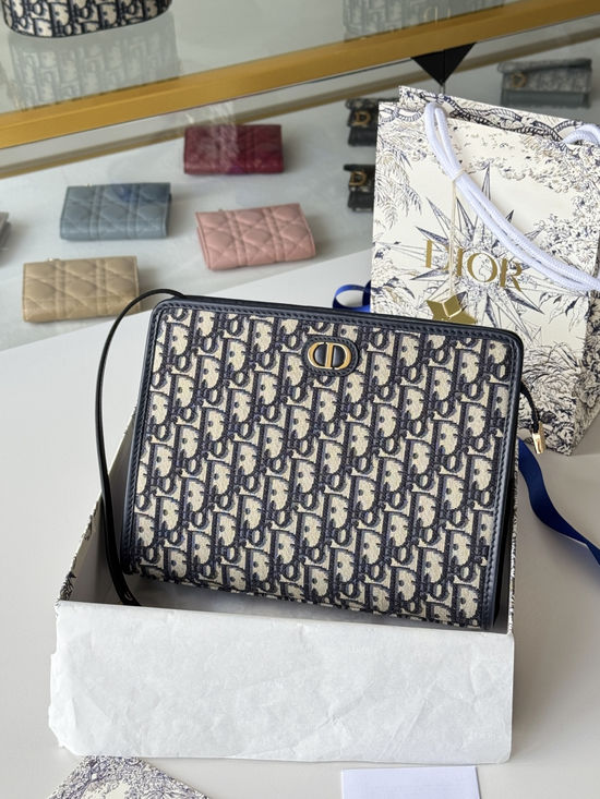 Christian Dior Montaigne Clutch S2107UTZQ-M928-TU