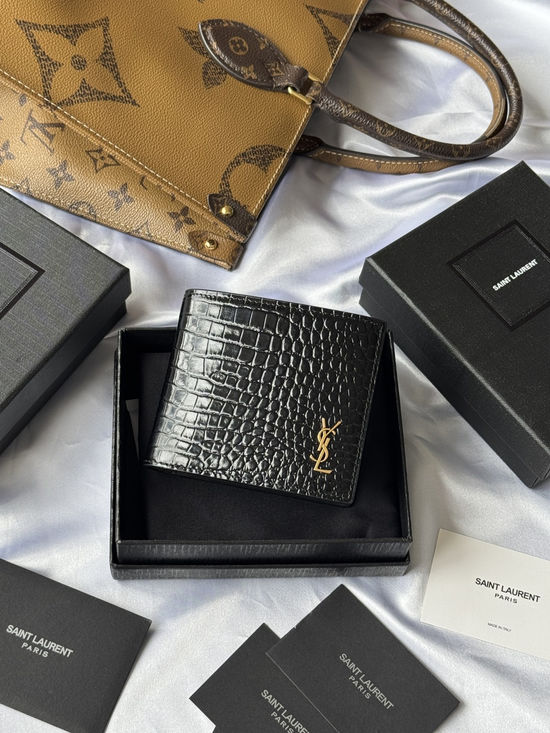 Yves Saint Laurent MONOGRAM Fold Wallet Crocodile Pattern 607727