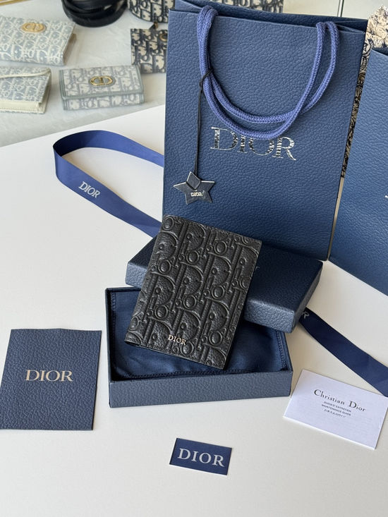 Christian Dior Oblique Printed Passport Holder H016-H020