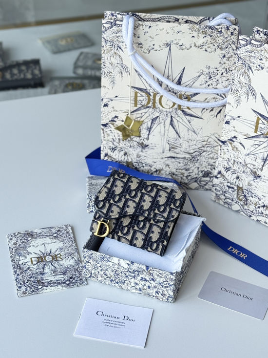 Christian Dior Trifold Wallet S5652CTZQ-M928