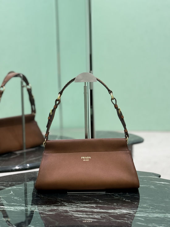 Prada Enchane Vintage Leather Handbag 1BC262