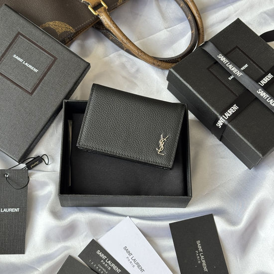 Yves Saint Laurent YSL Flap Card Holder 693492