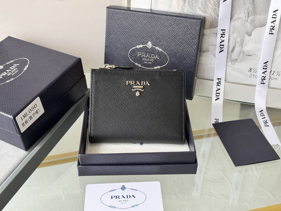 Prada Saffiano Leather Short Snap Wallet 1ML050
