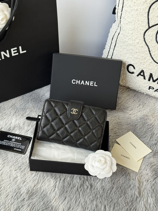 Chanel Quilted Caviar Double Layer Wallet A48667