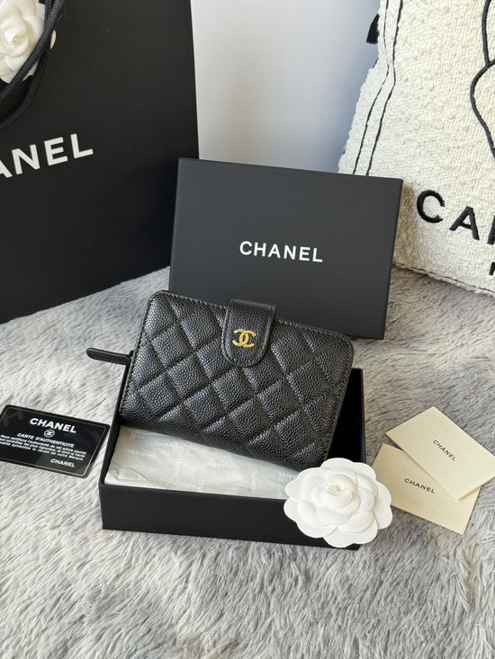 Chanel Quilted Caviar Double Layer Wallet A48667