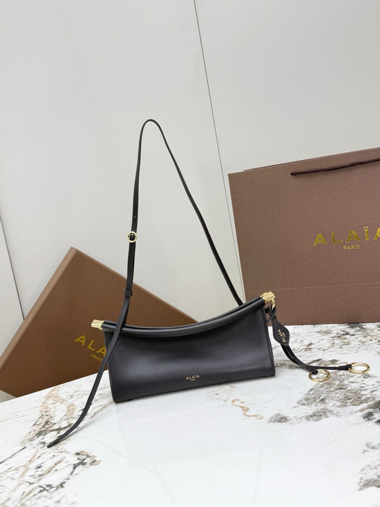 Alaia LE CLICK Curved Clip Small Bag A1430