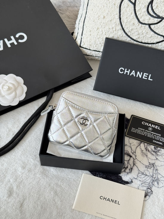 Chanel Lambskin Mini Coin Purse Card Holder Wallet AP2111