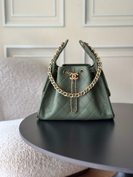 Chanel Hobo Quilted Chain Shoulder Bag AS5293
