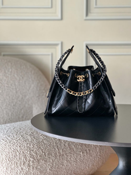 Chanel Hobo Quilted Chain Shoulder Bag AS5293