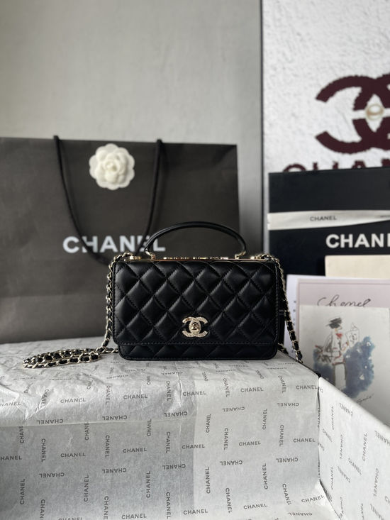 Chanel Lambskin Diamond Buckle Bag AP4423