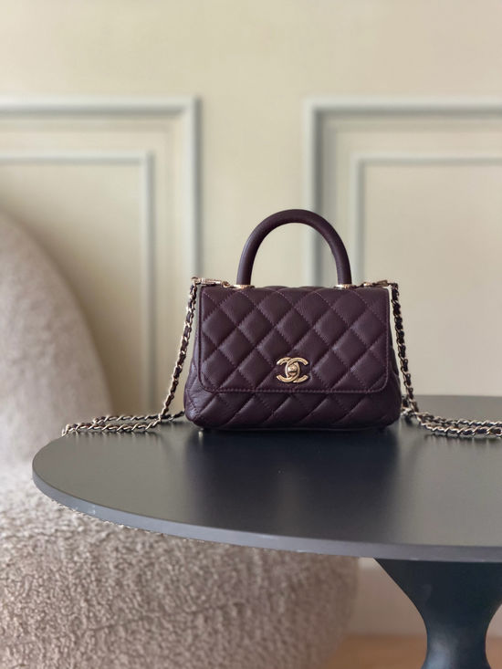 Chanel New 26c Chic Small Handbag 18982