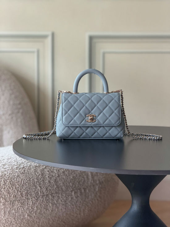 Chanel New 26c Elegant Small Handbag 18978
