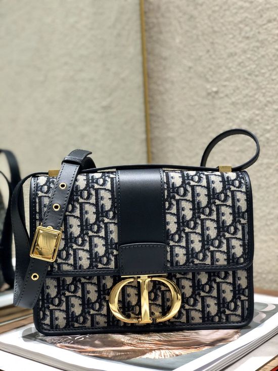 Christian Dior 30 Montaigne Classic Leather Bag 9203