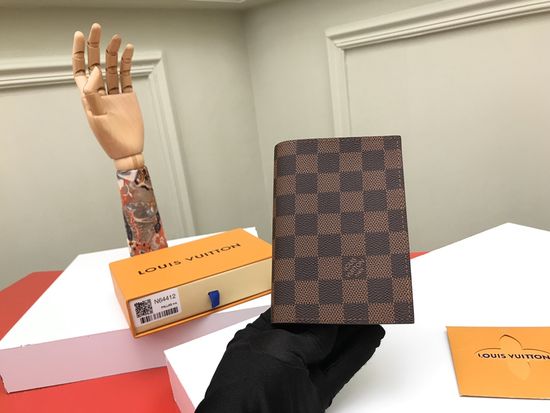 Louis Vuitton Damier Ebene Passport Holder N64412