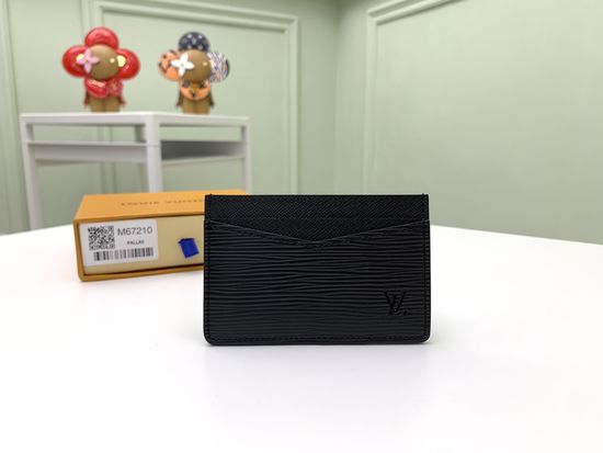 Louis Vuitton New Porto Cult Card Holder M67210