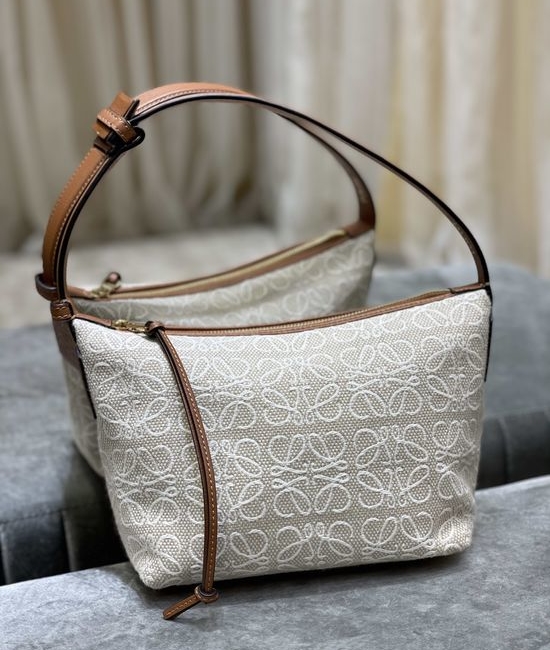 Loewe Cubi Embroidered Shoulder Lunch Bag 2117125