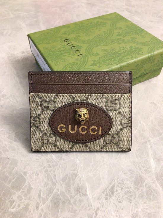 Gucci GG Supreme Card Holder with Tiger 597557