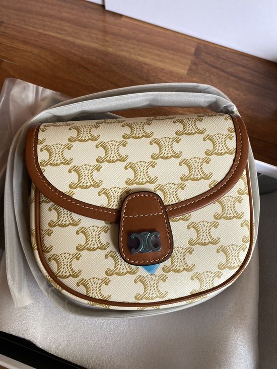 Celine Besace Triomphe Saddle Bag 196702