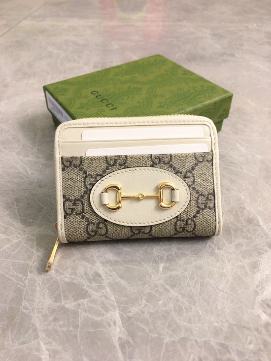 Gucci GG Marmont Card Holder Wallet 658549