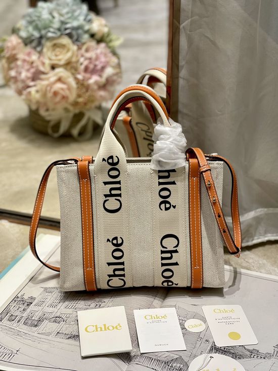 Chloe Woody Tote with Shoulder Strap 17798