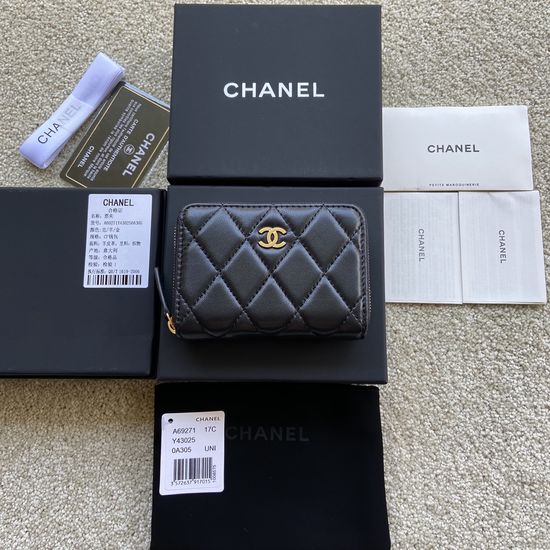 Chanel Lambskin Gold Hardware Zip Wallet 6008