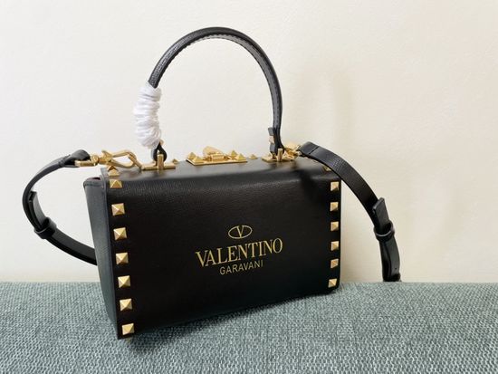 Valentino Rockstud Box Shoulder Bag 4400