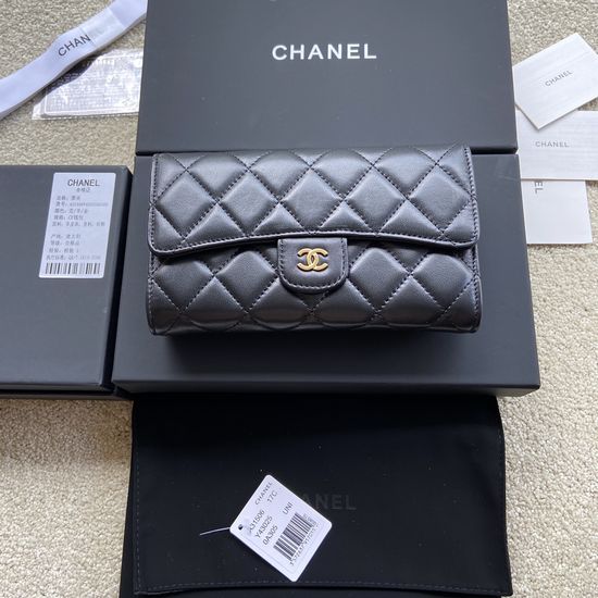 Chanel Wallet Sheepskin with Gold Metal Hardware AP31506