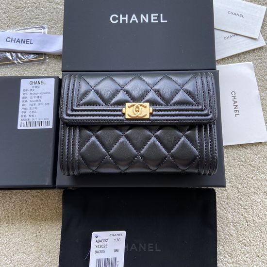 Chanel Lambskin Wallet Gold Hardware A84302