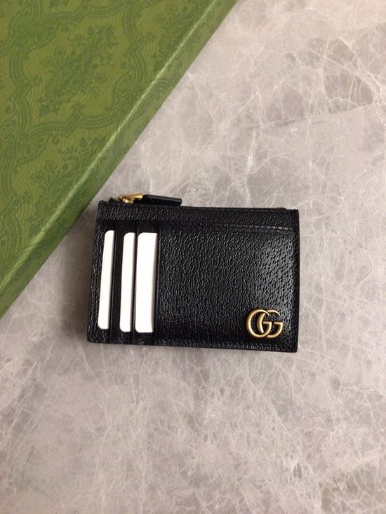 Gucci GG Marmont Card Holder 657589