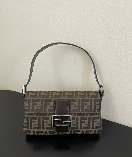 Fendi Vintage Baguette Bag Silver Buckle 3312